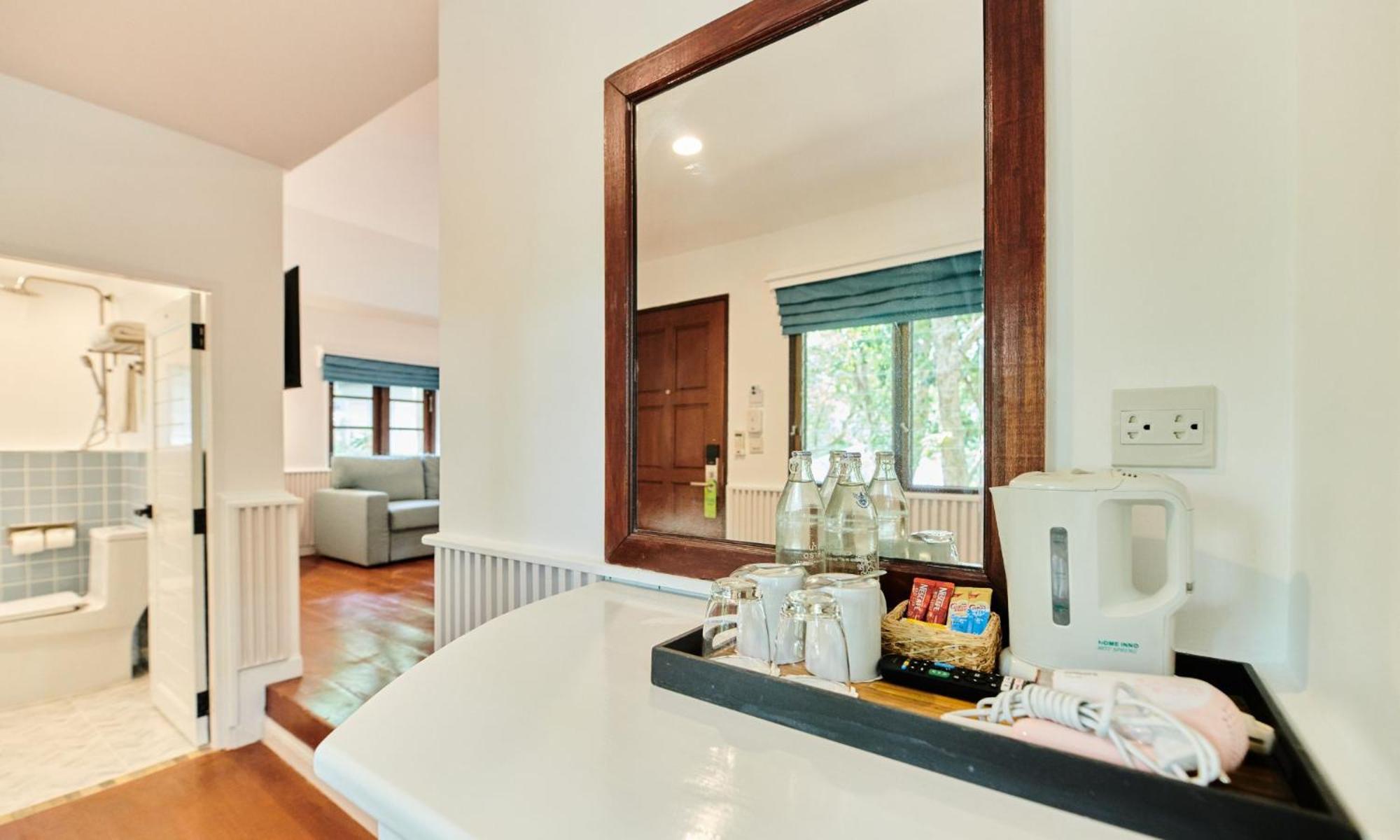 Lub D Koh Tao Tanote Bay Hotel Екстериор снимка